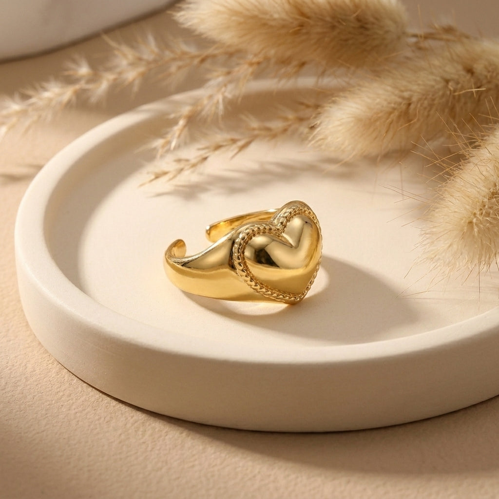 Open ring met gouden hart