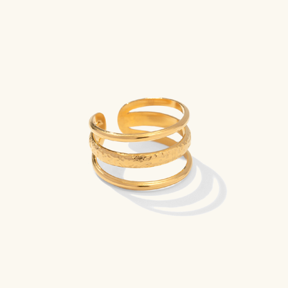 Triple Line Ring